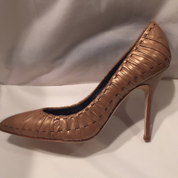 Manolo Blahnik designer heels - Picture 4 of 8